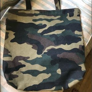 NWT JCREW CAMO FABRIC TOTE